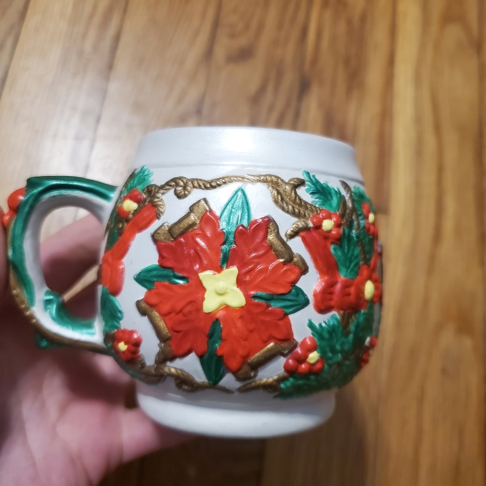 Vintage‎ 1979 handmade poinsettia Christmas coffee Cocoa mug